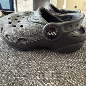EUC Jibbitz by CROCS Kids Black Water Shoes XXS C4/5 Baby UNISEX